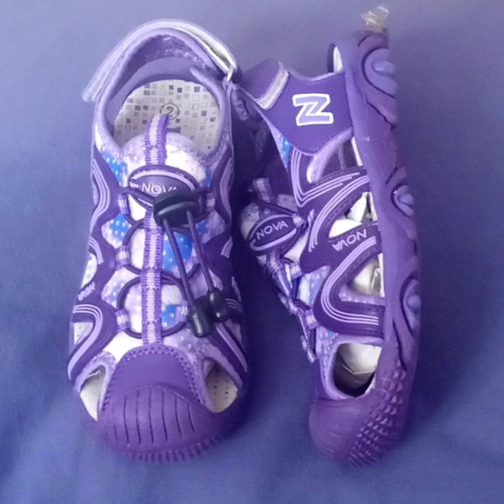 Novia Utopia Sandals size 2